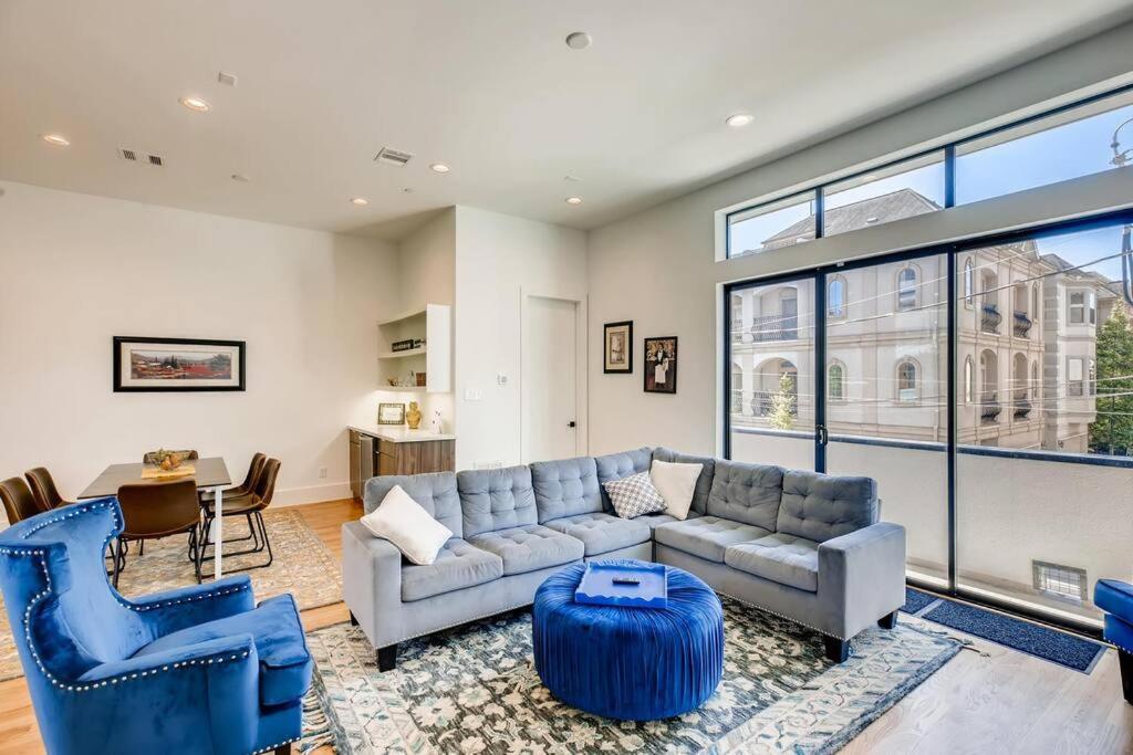 4 Story Home Mins To Downtown Houston With City Views المظهر الخارجي الصورة