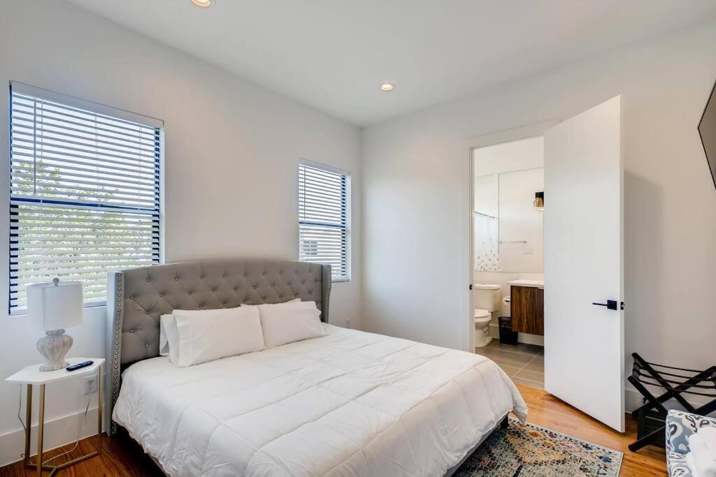 4 Story Home Mins To Downtown Houston With City Views المظهر الخارجي الصورة
